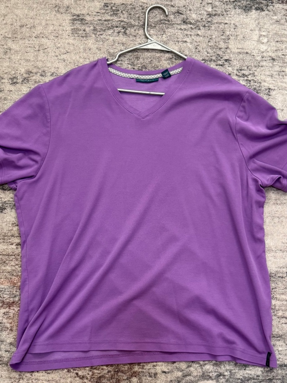 Robert Graham Purple V-Neck T-Shirt XXL